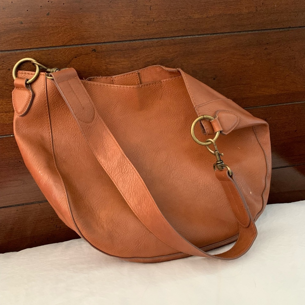 Universal thread satchel bag